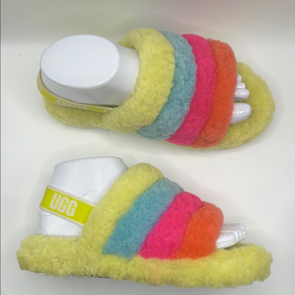 UGG Fluff Yeah Slippers Rainbow Yellow size
